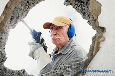 Kako razbiti betonski zid - demontiranje betonskog zida