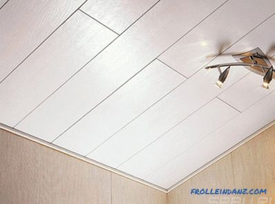 Kako obložiti strop u drvenoj kući - najbolja rješenja